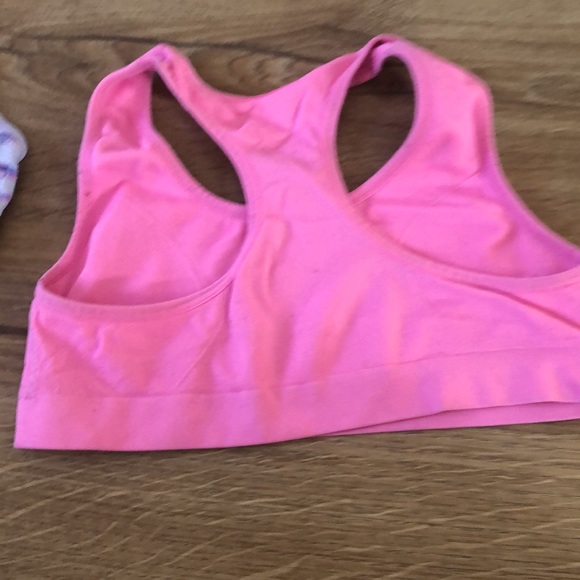 More then magic set of two  sports bras Size Medium - Picture 6 of 6